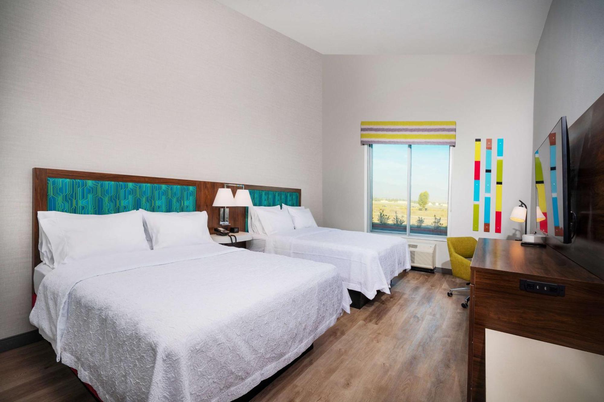 Hampton Inn Riverside March Air Force Base, Ca Экстерьер фото