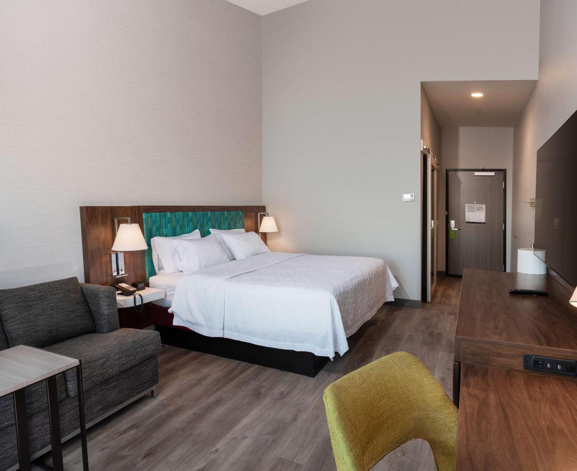 Hampton Inn Riverside March Air Force Base, Ca Экстерьер фото